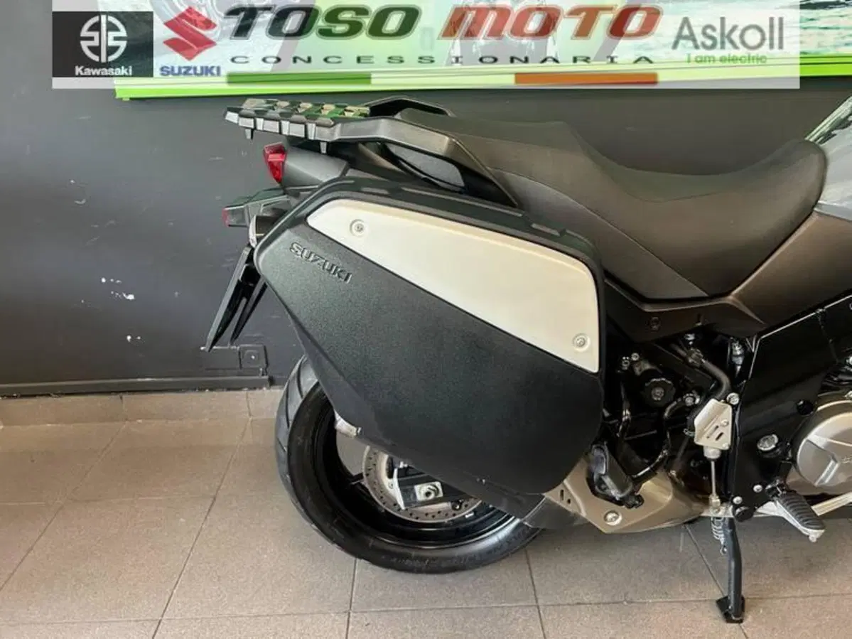 Suzuki V-Strom 650 (2021 - 25) (7)