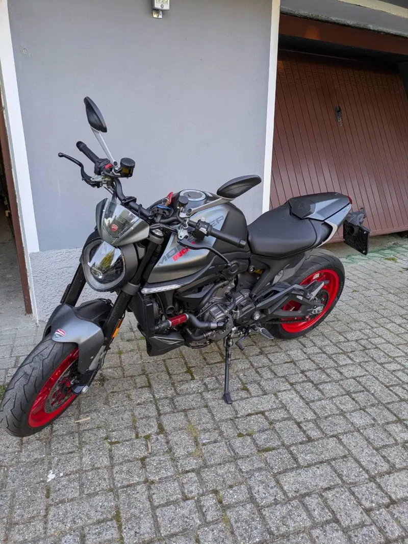 Ducati Monster 937 + (2021 - 25) (4)