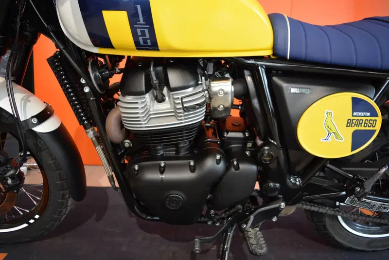Royal Enfield Bear 650 (2025 - 26) (18)