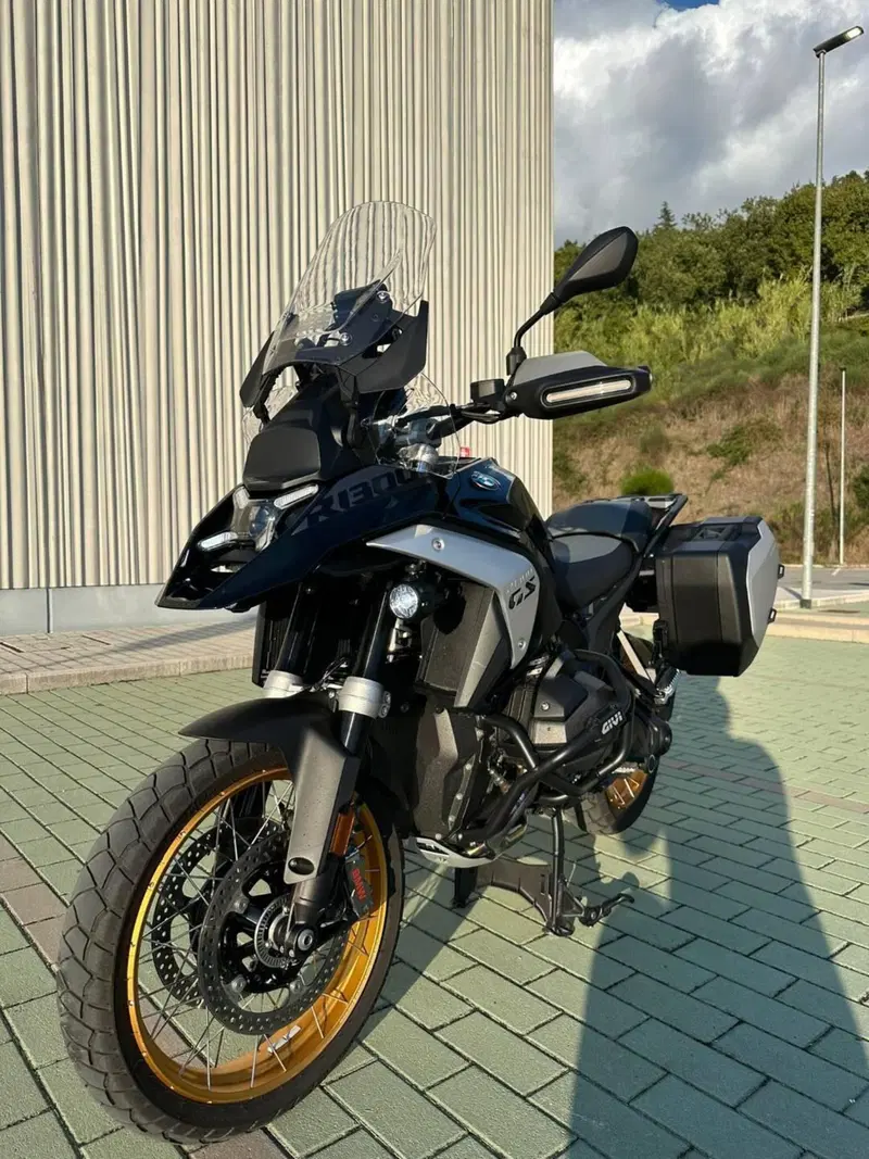 Bmw R 1300 GS Triple Black (2023 - 26) (4)