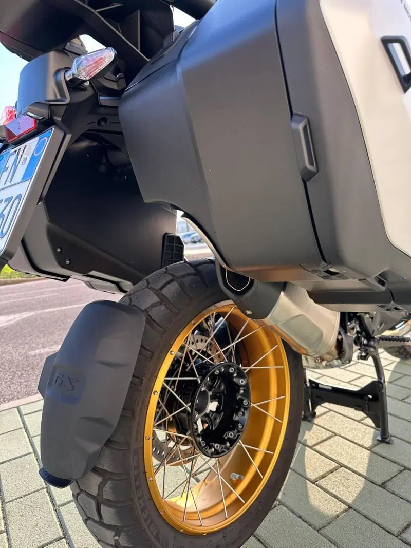 Bmw R 1300 GS Triple Black (2023 - 26) (6)