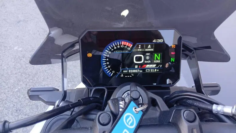 Suzuki GSX-8S (2023 - 24) (5)