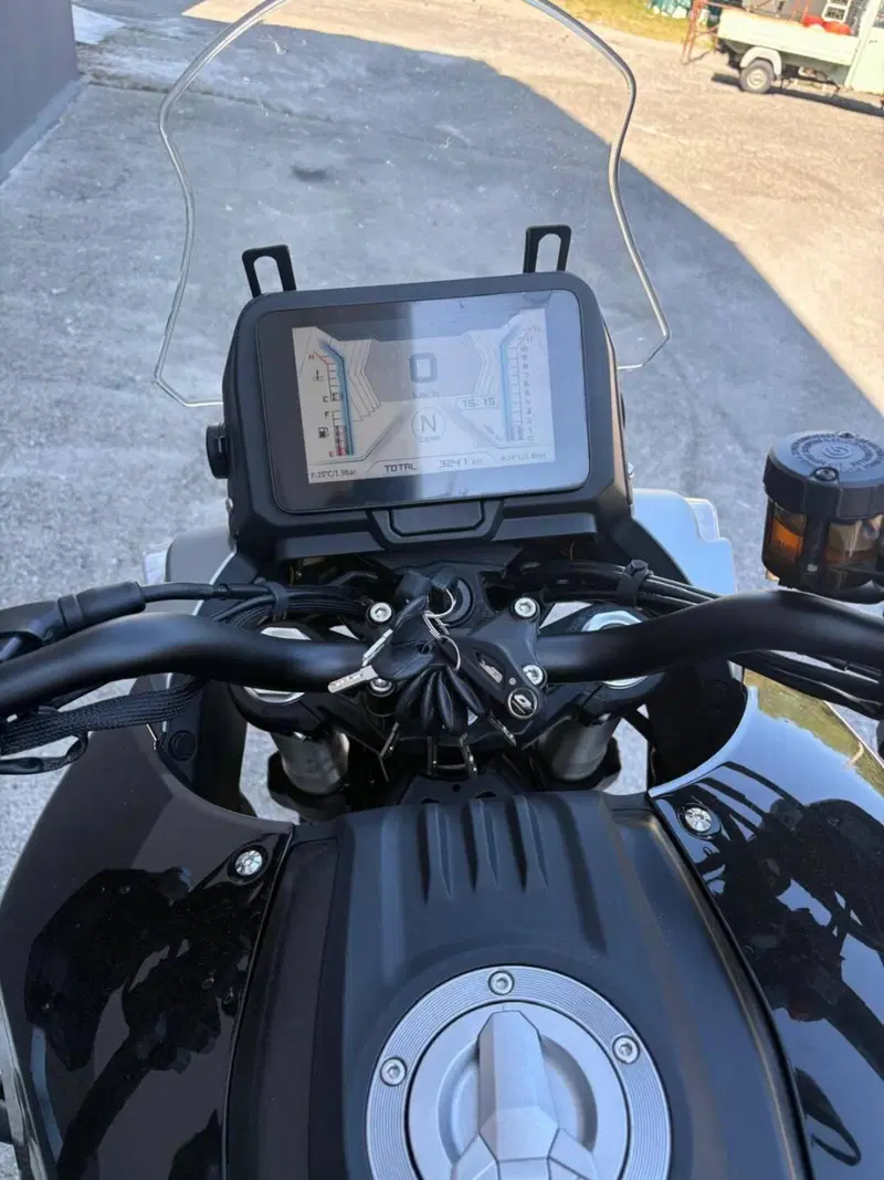 QJ Motor SRT 700 SX (2025 - 26) (4)