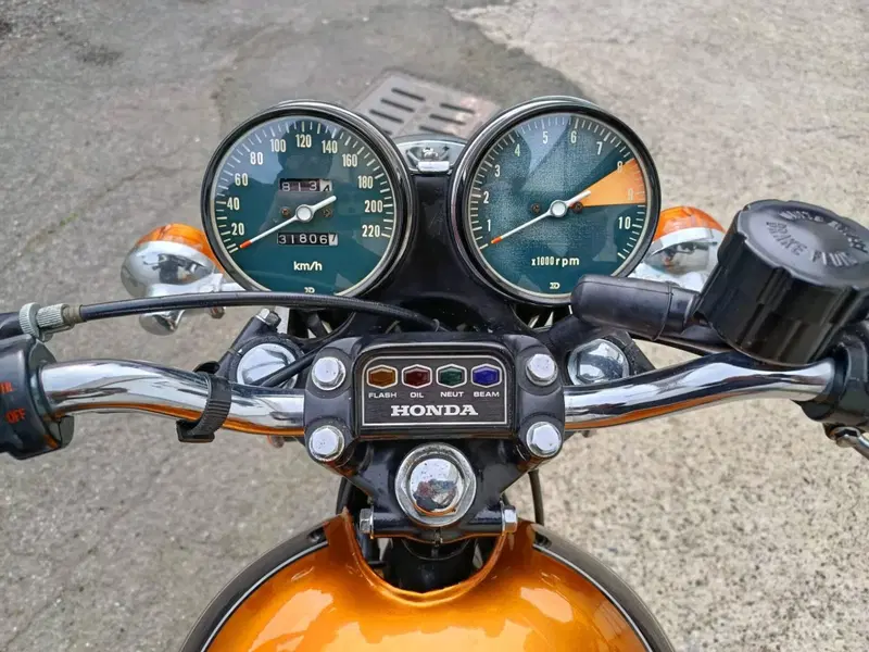 Honda CB 750 Four (3)