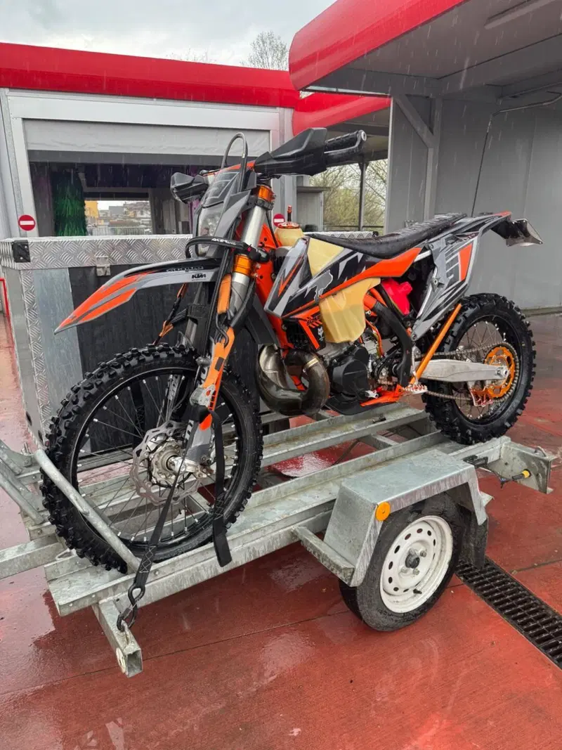 KTM 250 EXC Six Days (2017) (5)