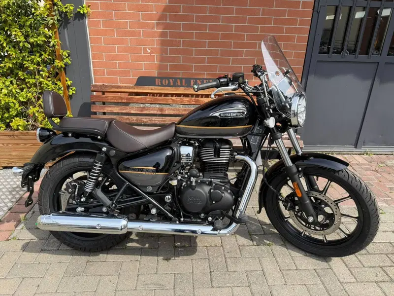 Royal Enfield Meteor 350 (2021 - 26) (6)