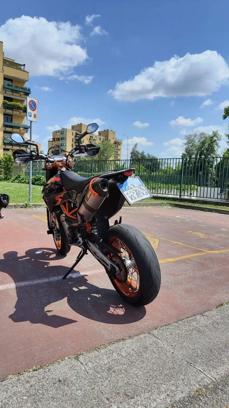 KTM 690 SMC R (2012 -17) (2)