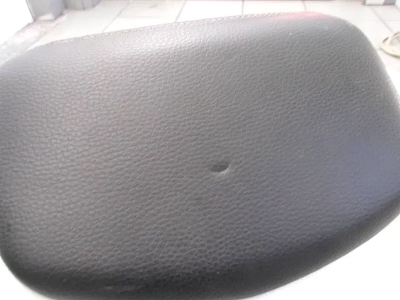 BAULETTO 37 LT COMPLETO DI PIASTRE PIAGGIO MP3 350 (7)