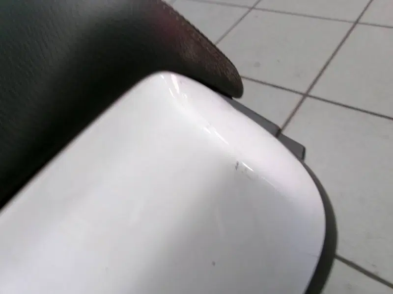 BAULETTO 37 LT COMPLETO DI PIASTRE PIAGGIO MP3 350 (12)