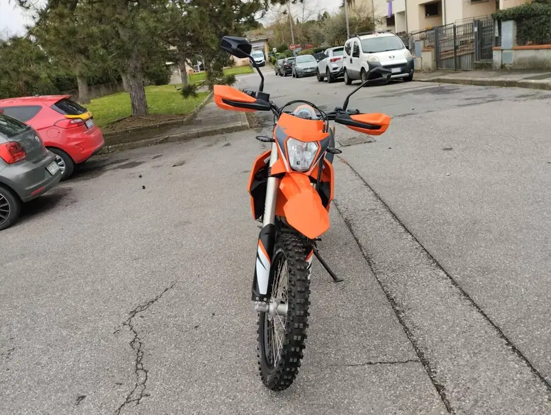 KTM 690 Enduro R (2021)
