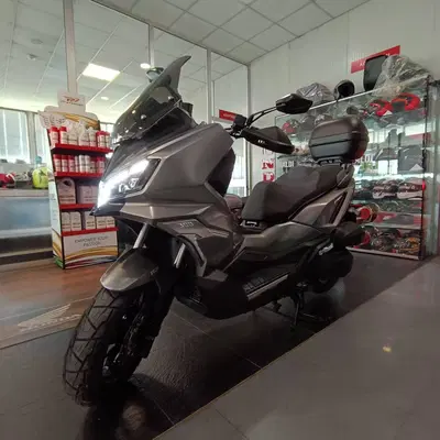 Sym ADX 300 (2024 - 26) usata