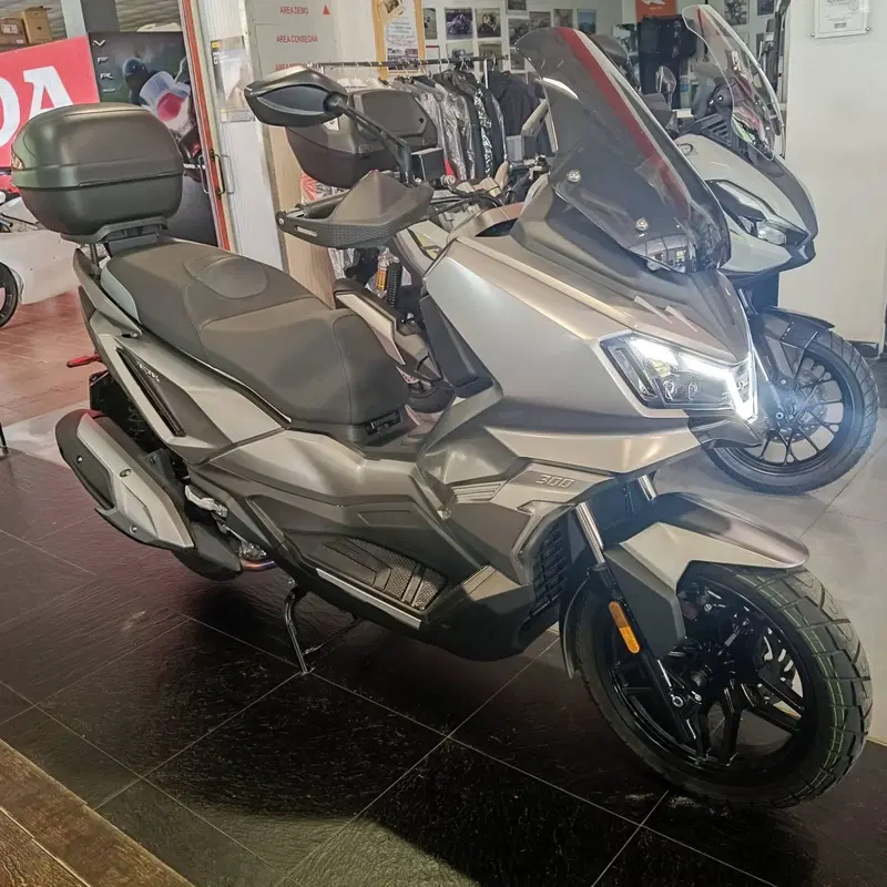 Sym ADX 300 (2024 - 26) (3)