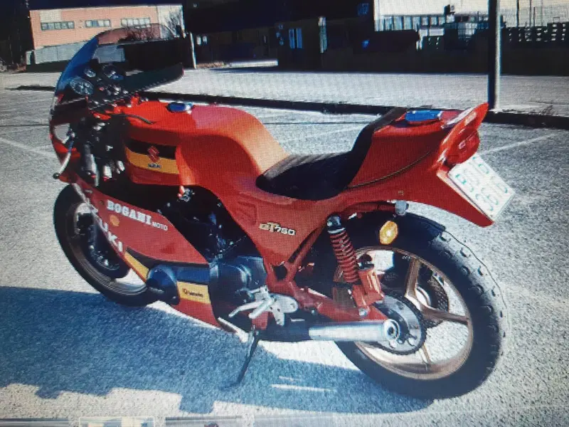 Suzuki GT750 (3)