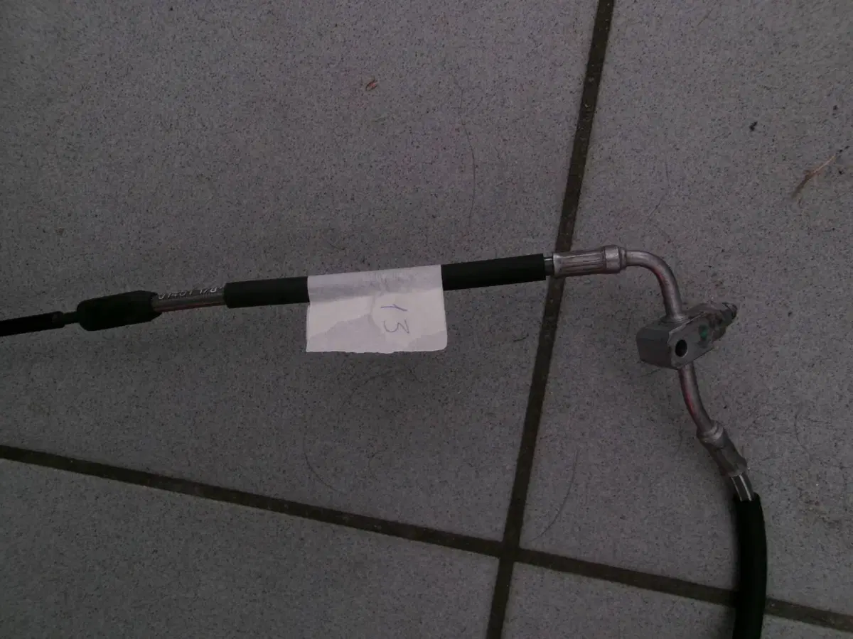 TUBO FRENO (13) DA MODULO ABS A BRACCIO DESTRO PIA Piaggio (3)
