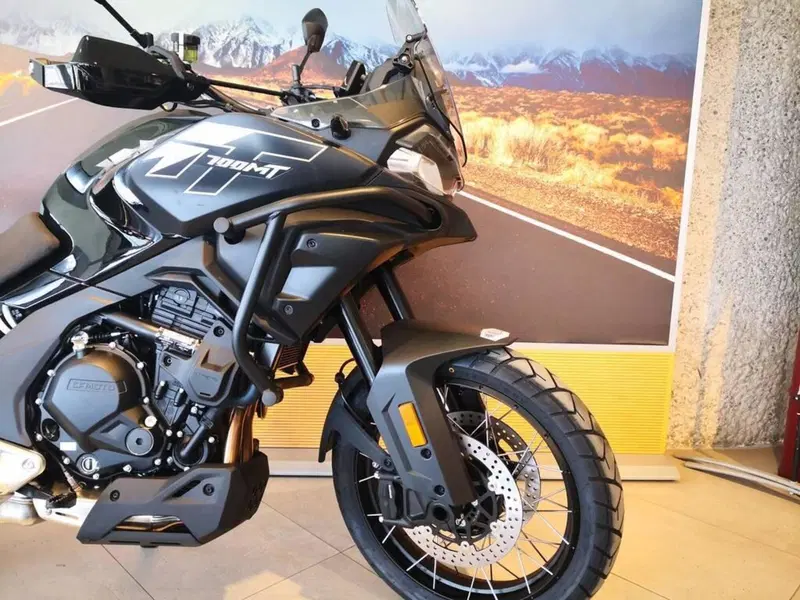 CFMOTO 700MT Adventure (2025 - 26) (4)