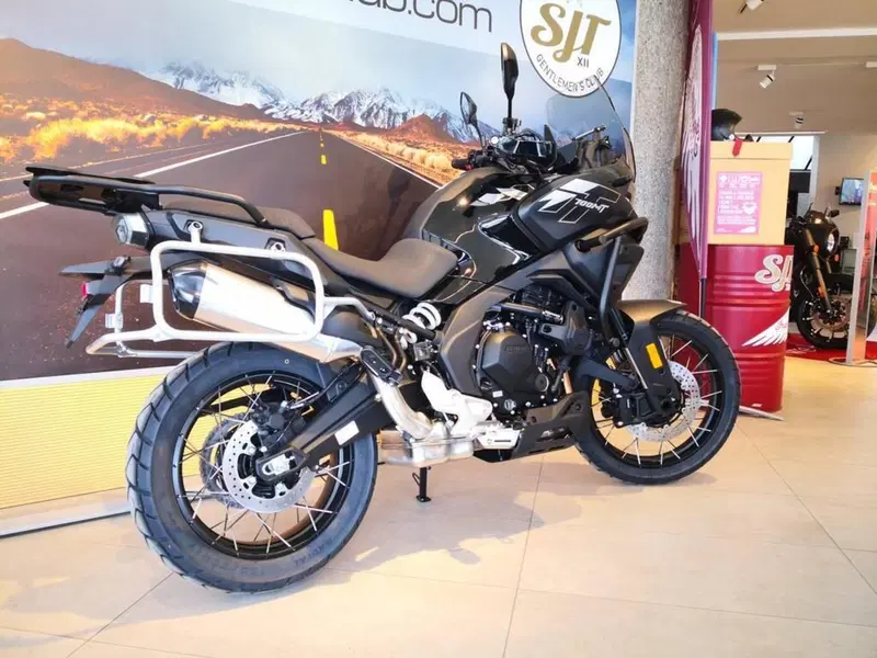 CFMOTO 700MT Adventure (2025 - 26) (6)