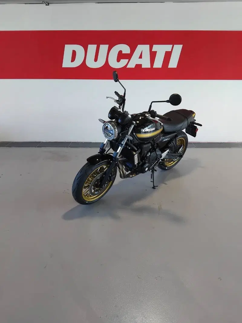 Kawasaki Z 650 RS (2025 - 26) (2)