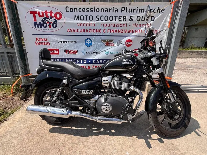 Royal Enfield Super Meteor 650 (2023 - 26) (3)