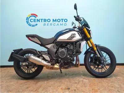 CFMOTO 700CL-X Adventure (2023 - 26) usata