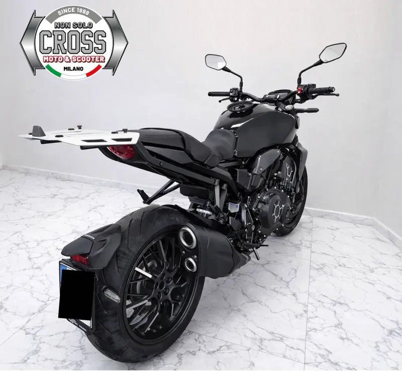 Honda CB 1000 R Black Edition (2021 - 25) (7)