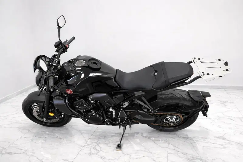 Honda CB 1000 R Black Edition (2021 - 25) (9)