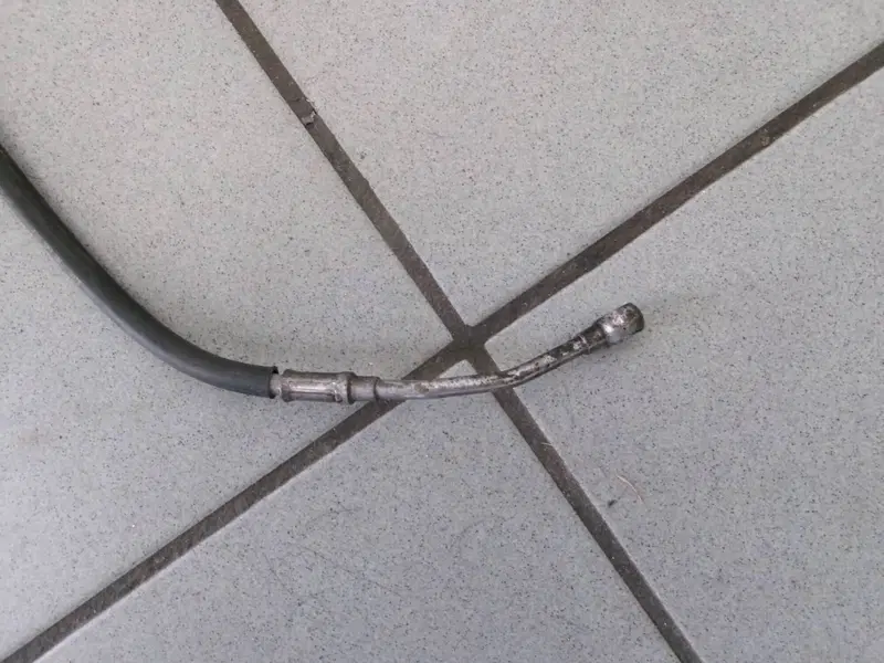 TUBO FRENO (12) DA MODULO ABS ABS A PINZA FRENO PO Piaggio (2)