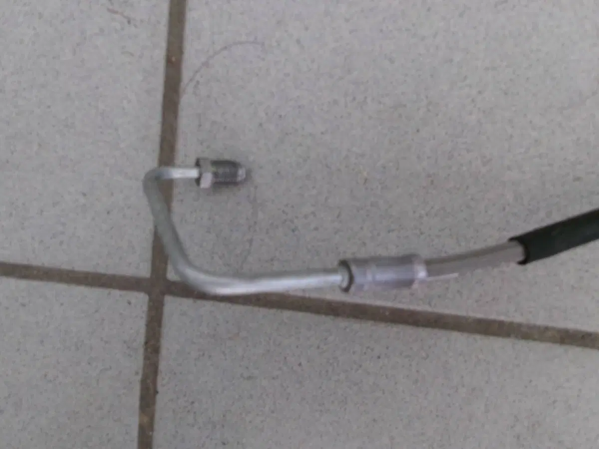 TUBO FRENO (12) DA MODULO ABS ABS A PINZA FRENO PO Piaggio (4)