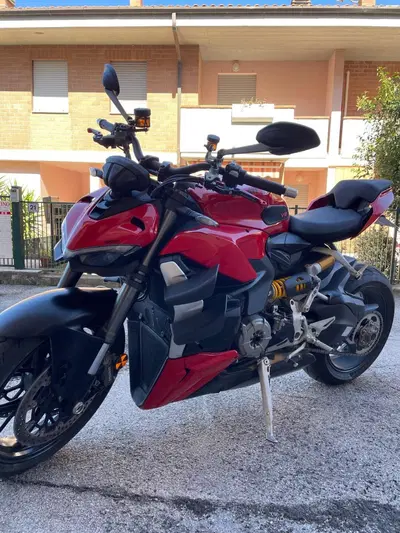 Ducati Streetfighter V2 (2022 - 24) usata