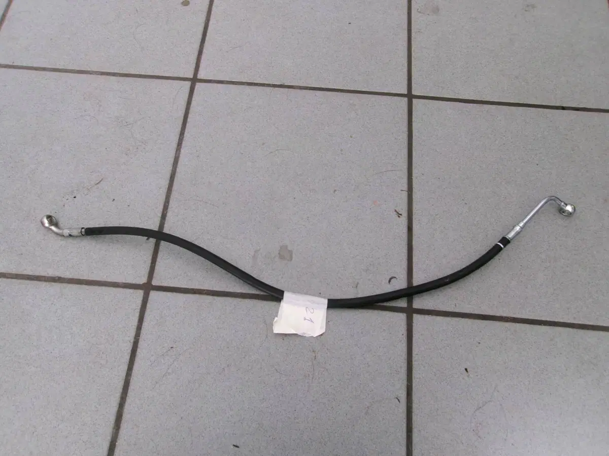 TUBO FRENO (21) DI COLLEGAMENTO VALVOLA CM082804 A Piaggio