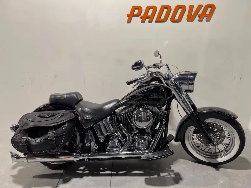 Harley-Davidson 1450 Heritage Classic (2003 - 05) - FLSTCI