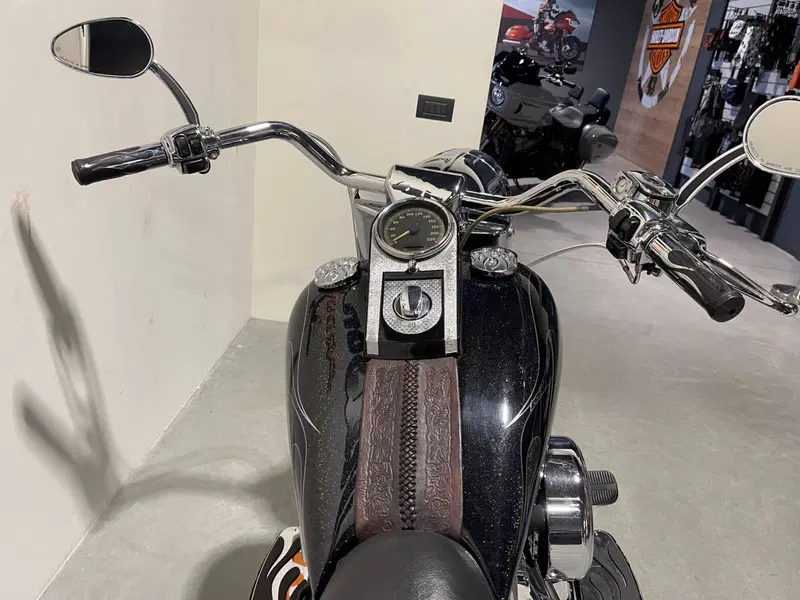 Harley-Davidson 1450 Heritage Classic (2003 - 05) - FLSTCI (7)