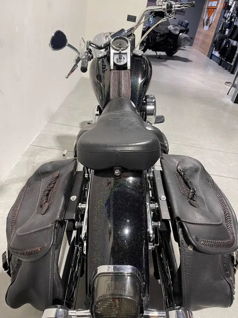 Harley-Davidson 1450 Heritage Classic (2003 - 05) - FLSTCI (10)