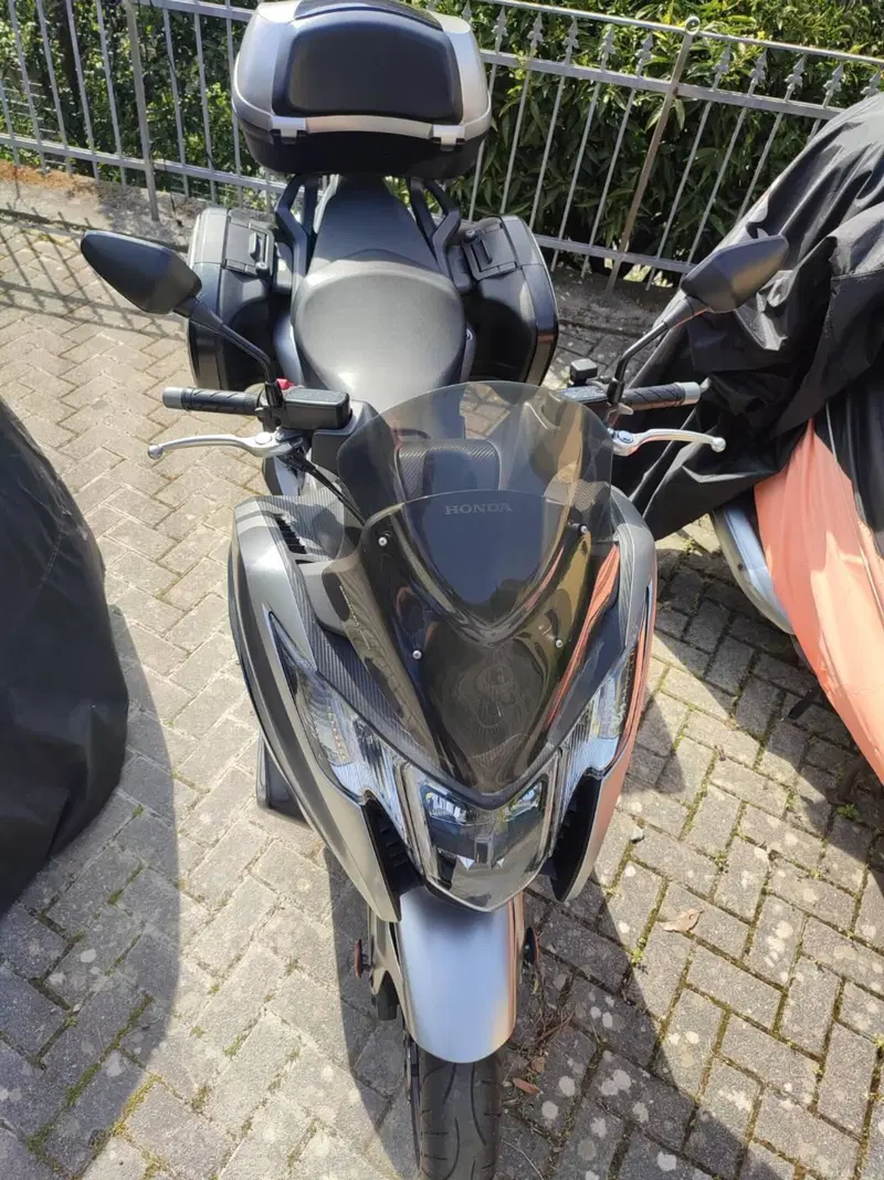 Honda Integra 750 DCT Sport (2018 - 20) (5)