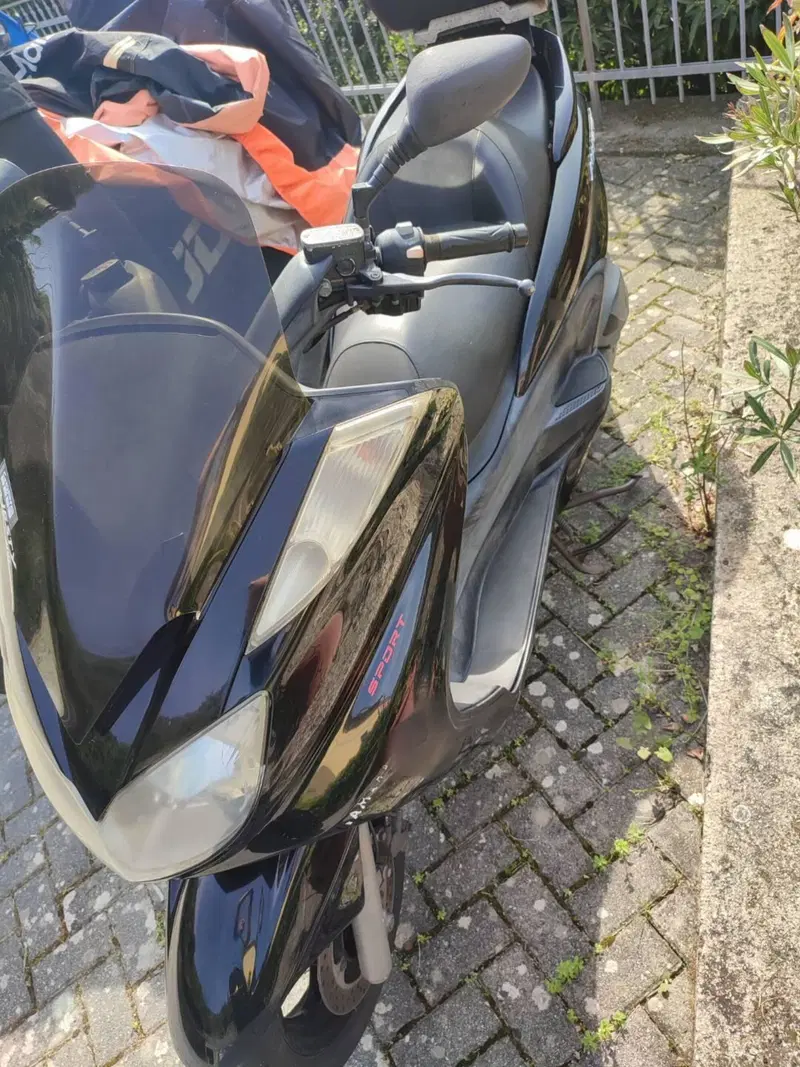 Yamaha Majesty 400 (2004 - 08) (3)