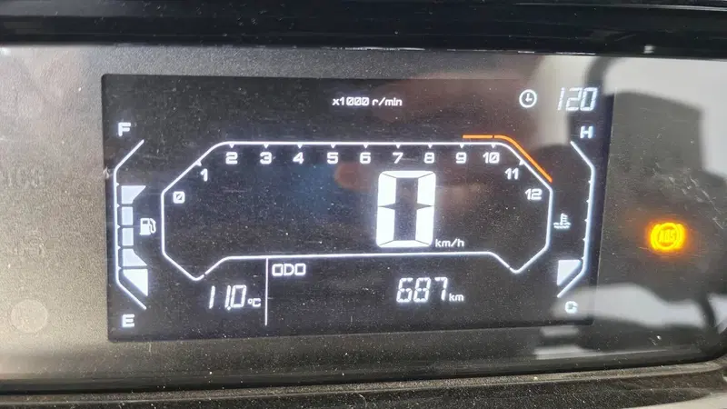 Yamaha X-Max 300 (2021 - 24) (7)