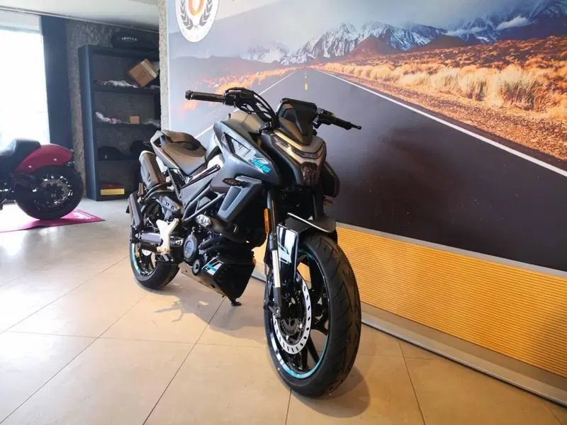 CFMOTO 125NK (2025 - 26) (3)