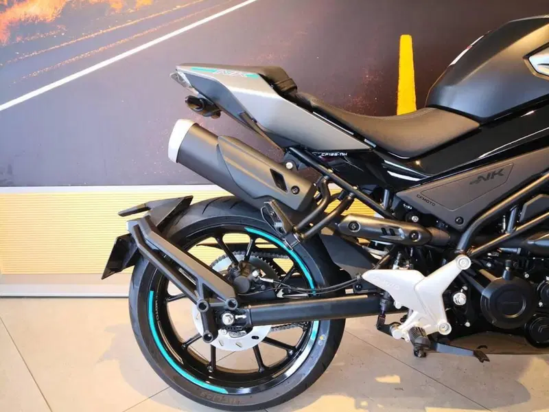 CFMOTO 125NK (2025 - 26) (5)