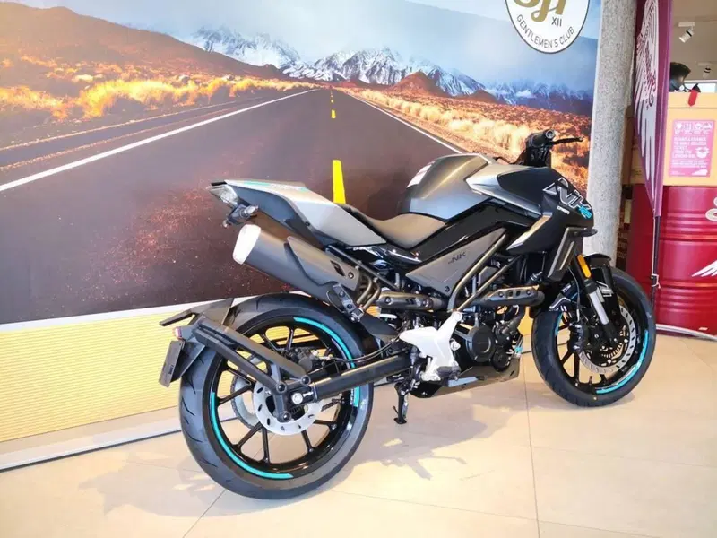 CFMOTO 125NK (2025 - 26) (6)
