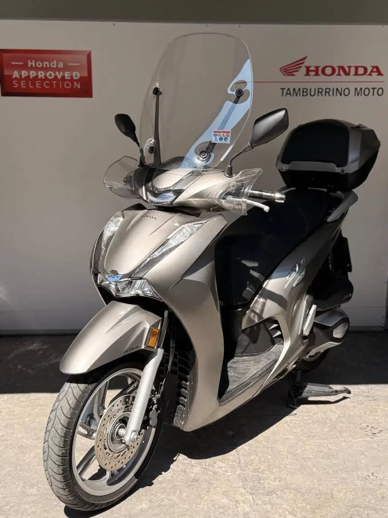 Honda SH 350 (2021 - 24) (6)