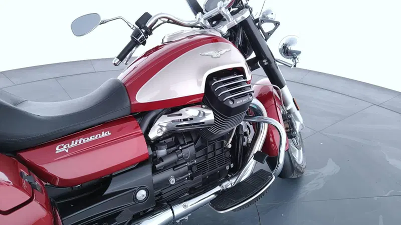 Moto Guzzi California 1400 Touring (2017 - 20) (12)