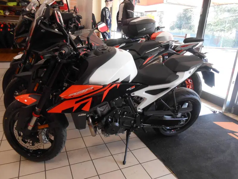 KTM 990 Duke (2024 - 26)
