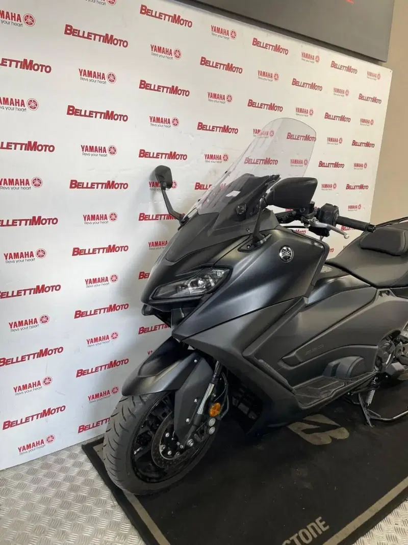 Yamaha T-Max 560 (2022 - 24) (4)