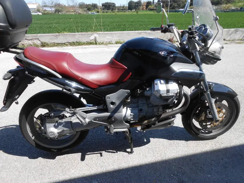 Moto Guzzi Breva 850 (2006 - 11) (2)