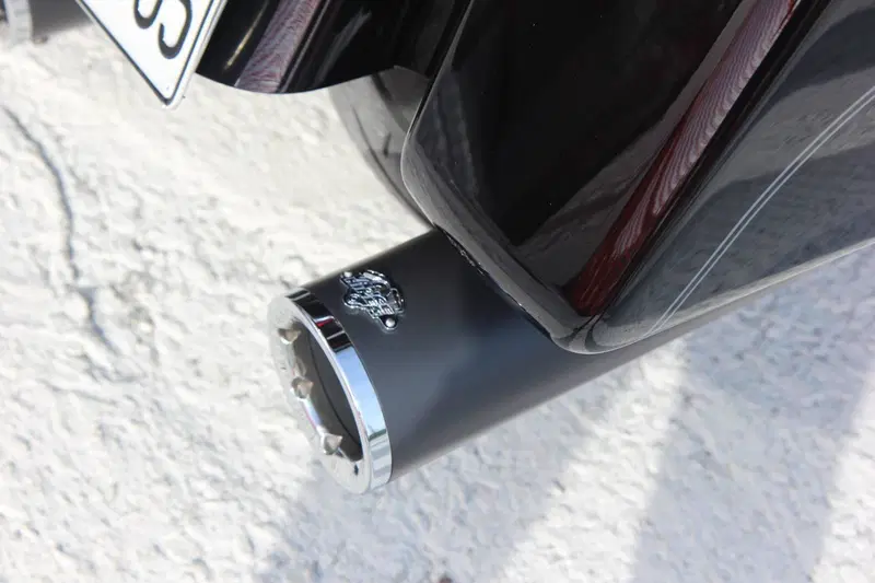 Harley-Davidson 107 Road Glide Ultra (2017 - 18) - FLTRU (14)