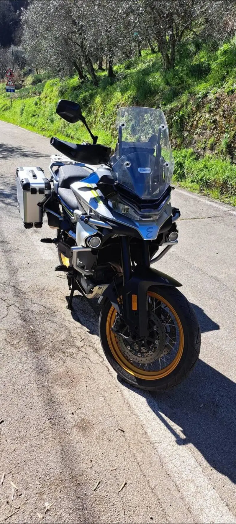 CFMOTO 800MT Touring (2022 - 26) (4)