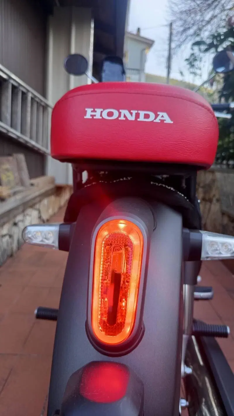 Honda Super Cub C125 (2022 - 24) (8)