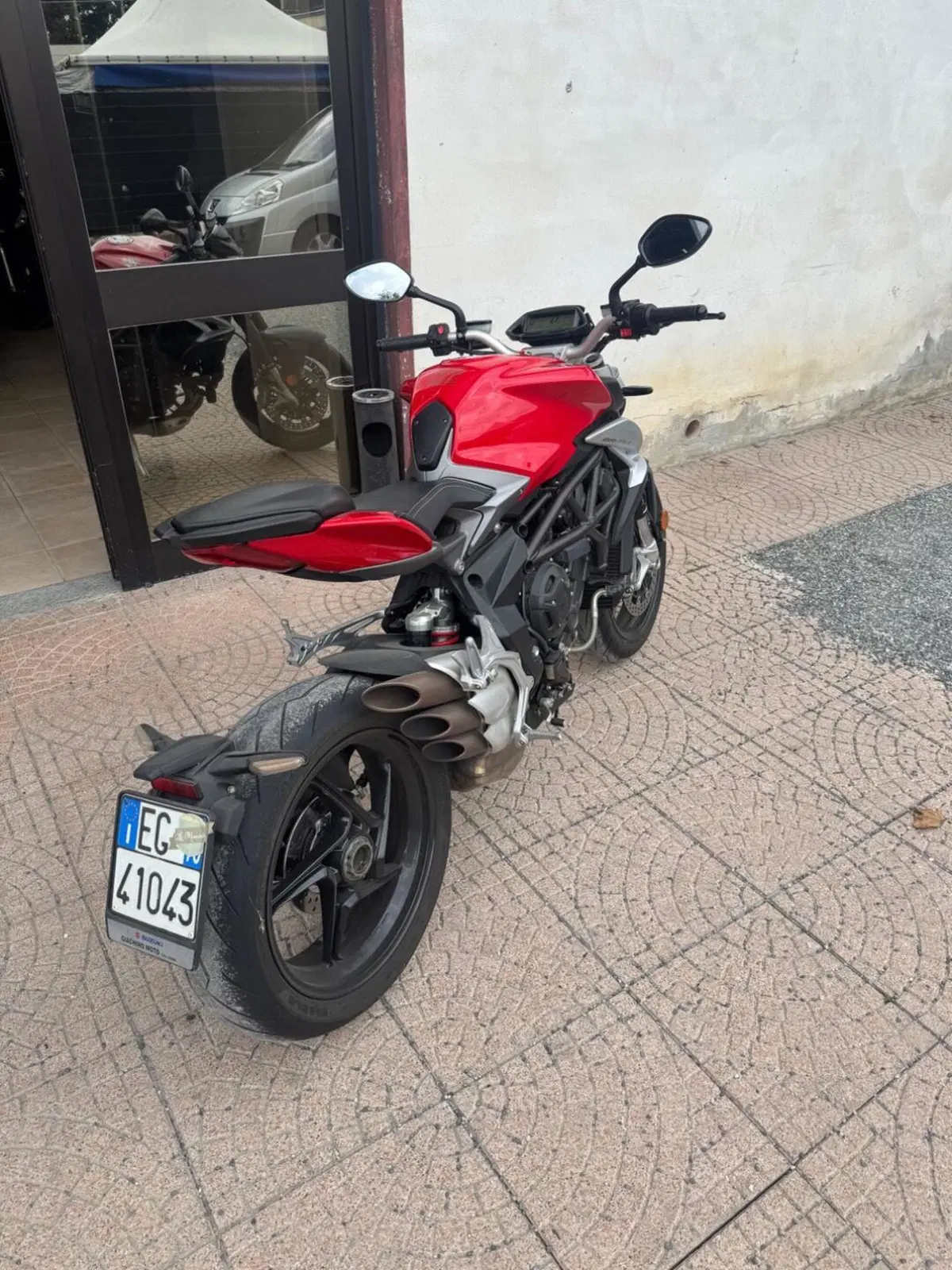 MV Agusta Brutale 800 EAS ABS (2016 - 19) (7)