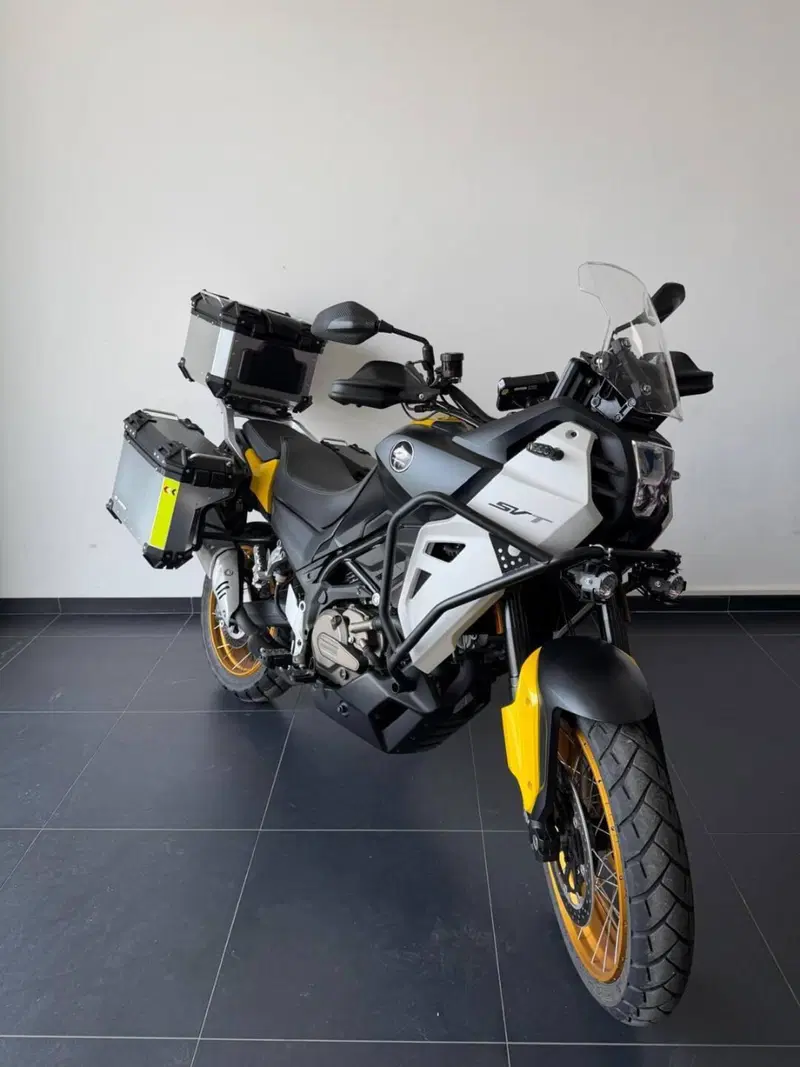 QJ Motor SVT 650 X (2024) (3)