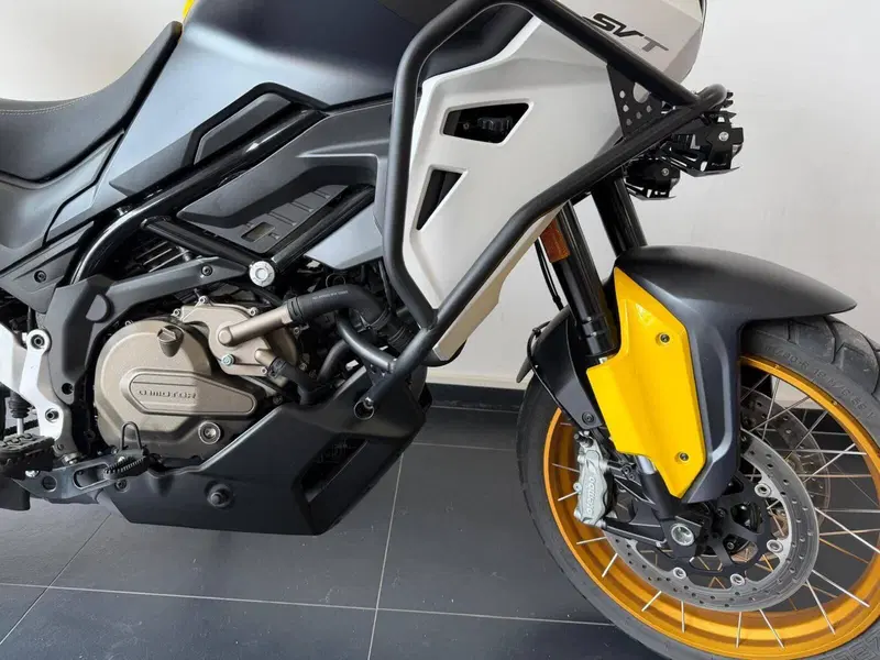 QJ Motor SVT 650 X (2024) (5)