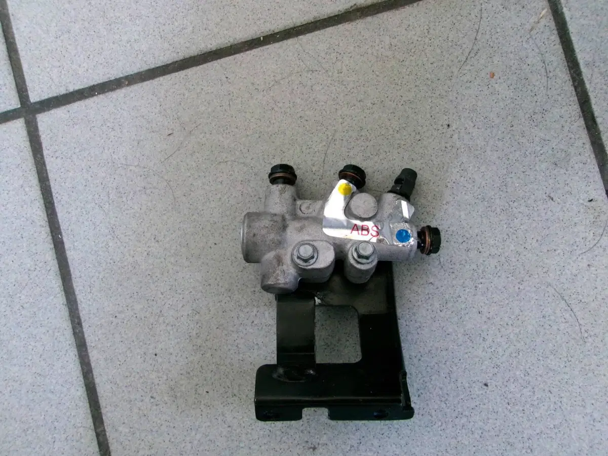 VALVOLA CM082806 PIAGGIO MP3 350 SPORT